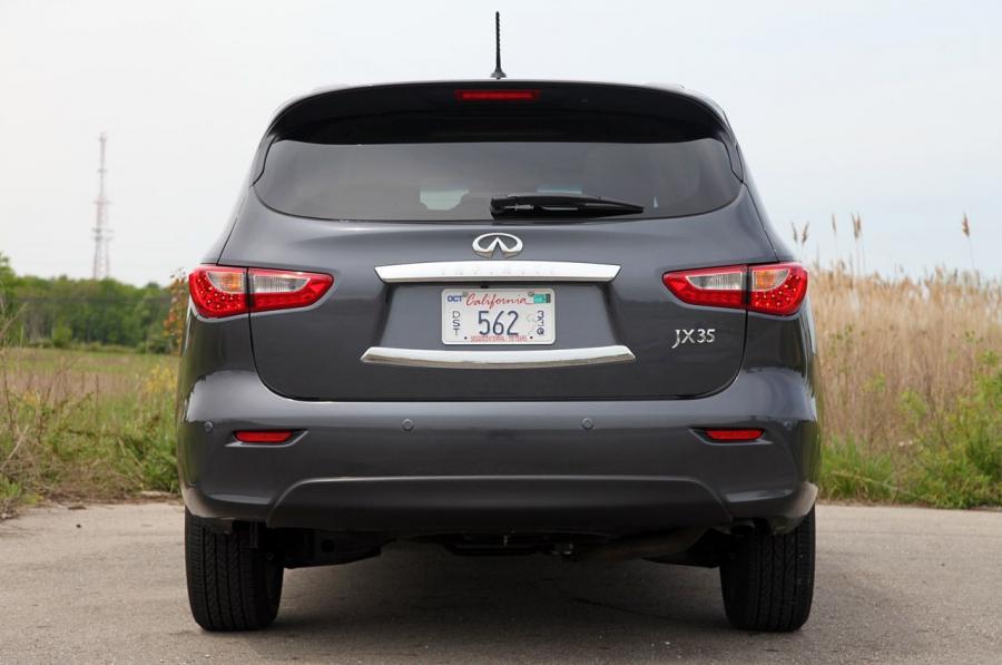  Infiniti JX35 2013 года  (фото 30 из 95)